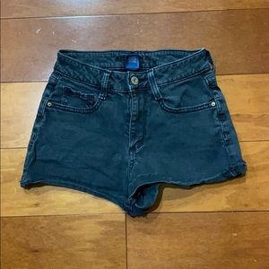 Arizona Co. Black Jean Shorts